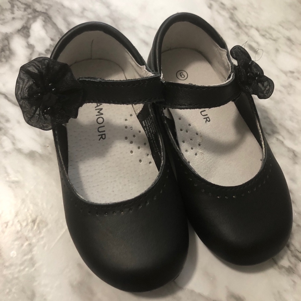 L’amour baby girl shoes